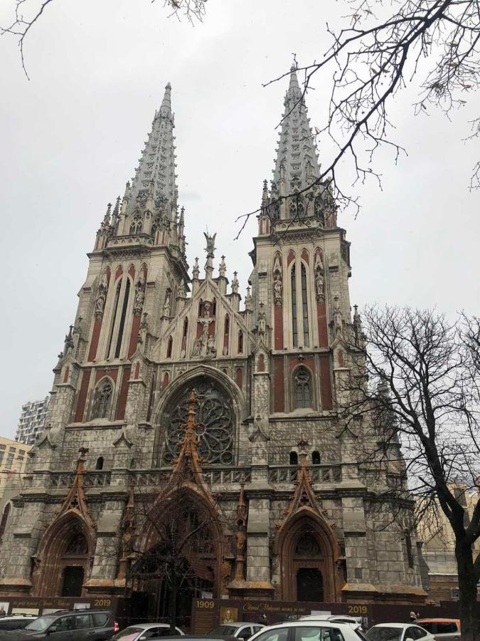 Апартаменты Дворец Украины С Круглой Кроватью Киев Экстерьер фото